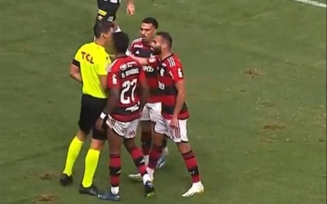 EXPULSOS! FLAMENGO NÃO TERÁ DOIS IMPORTANTES JOGADORES CONTRA O FORTALEZA